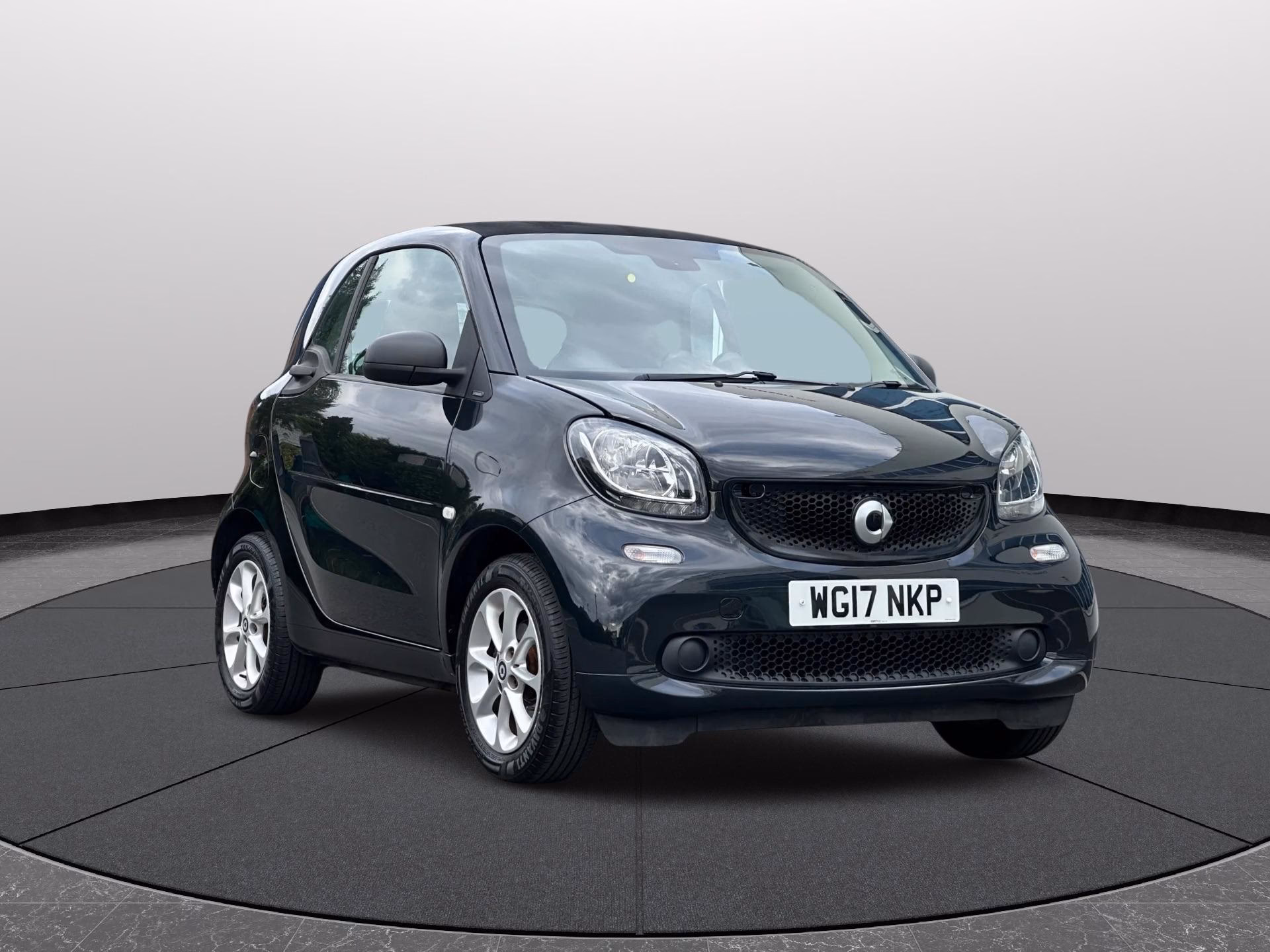 Where is Mercedes-Benz & Smart of Croydon?