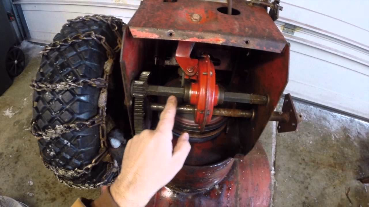 How do I know if my snow blower oil is bad?