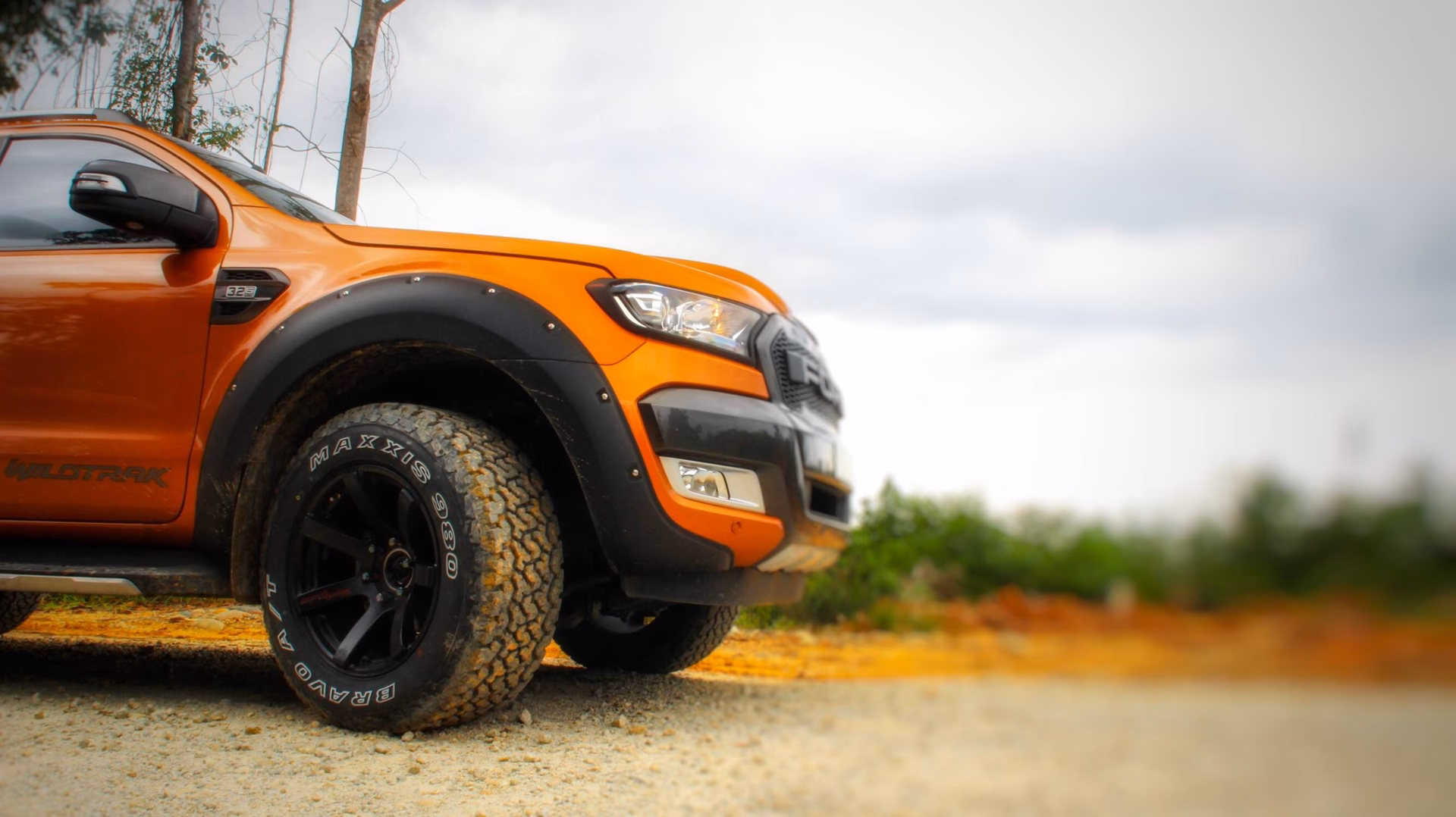 Who is specialised automotive services?