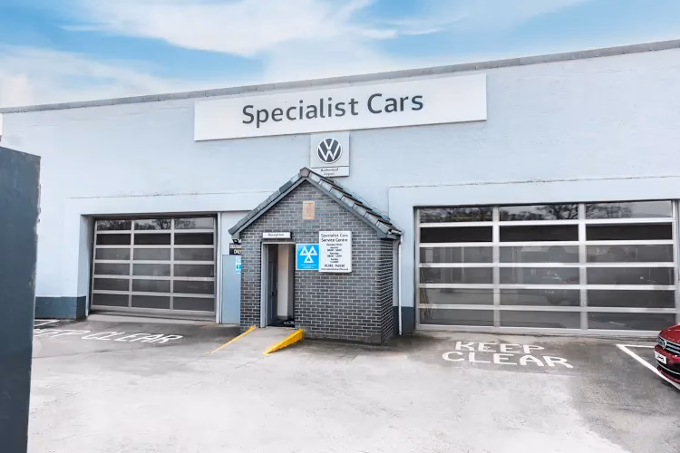 Who are specialist cars Volkswagen Aberdeen & Fife?