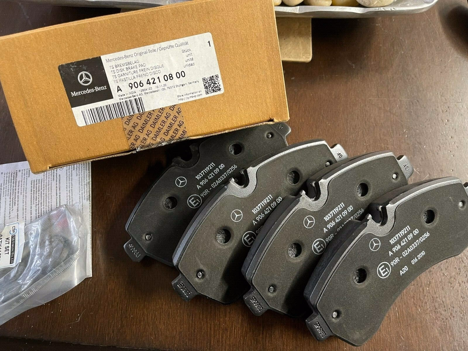 Which spare parts are suitable for Mercedes Sprinter?