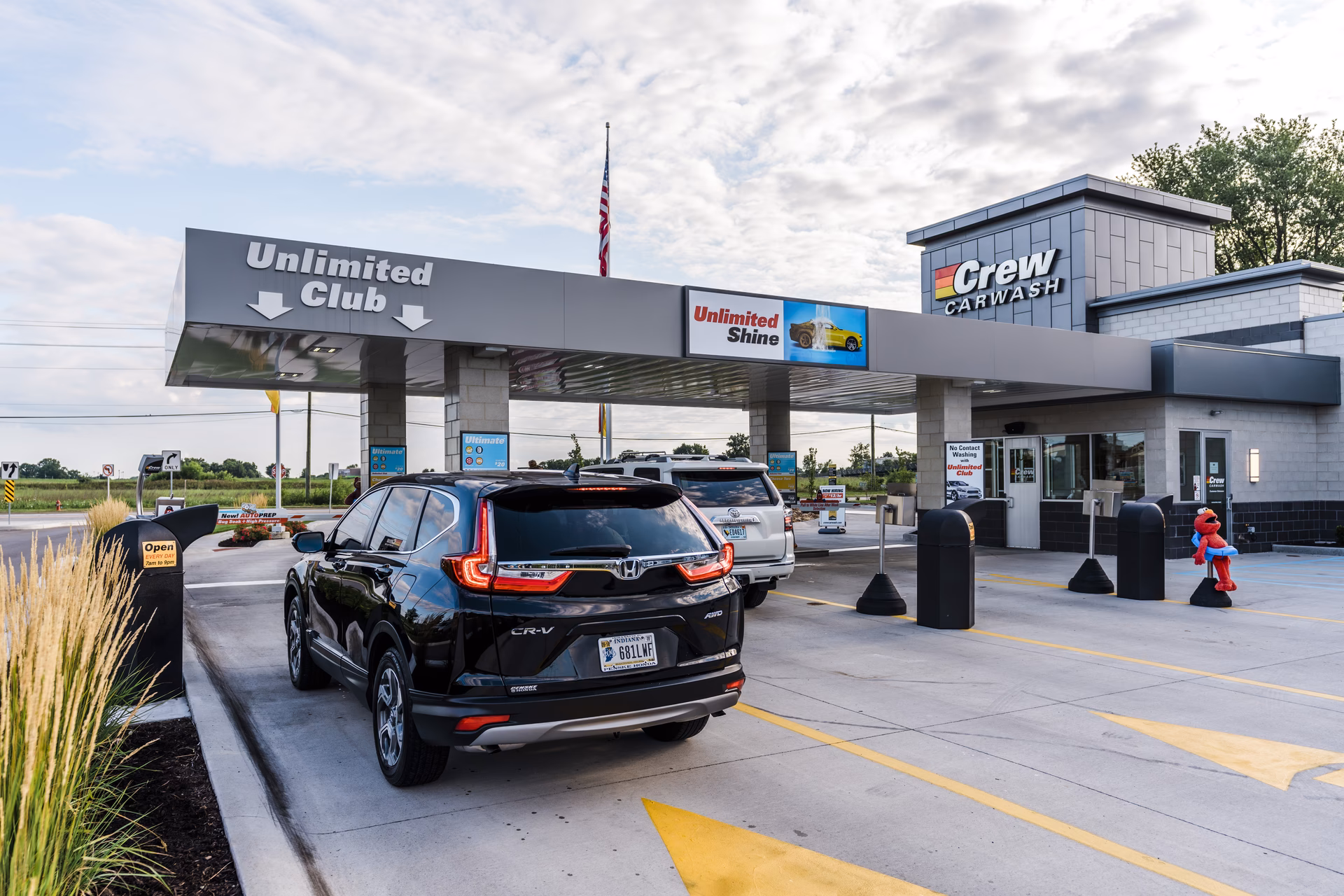 What makes our Downtown Indy carwash special?