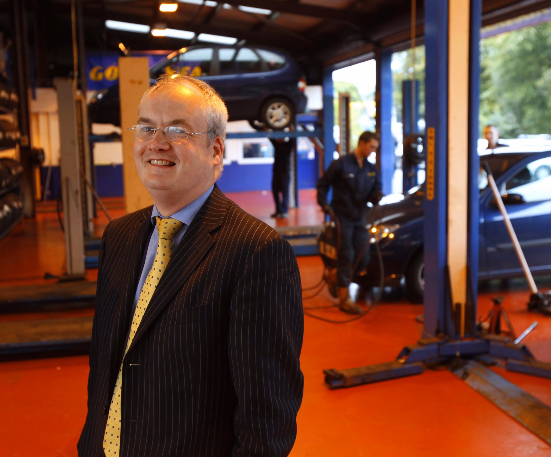 Where can I book a tyre fitting & air con service?