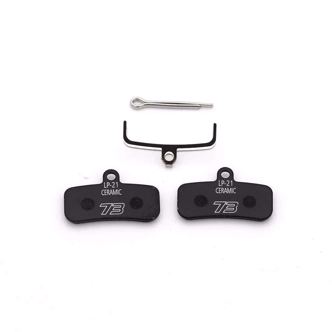 What type of brakes does the RX Super 73 use?
