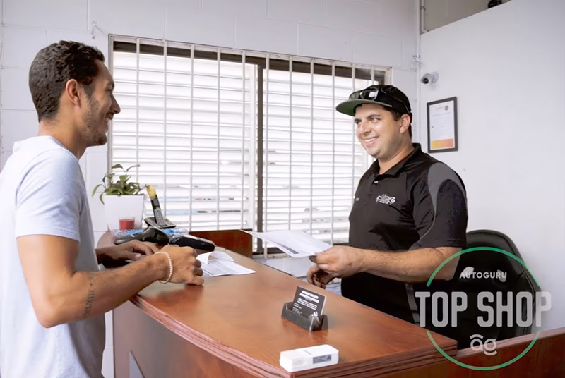 Where do mobile mechanics perform suspension repairs?