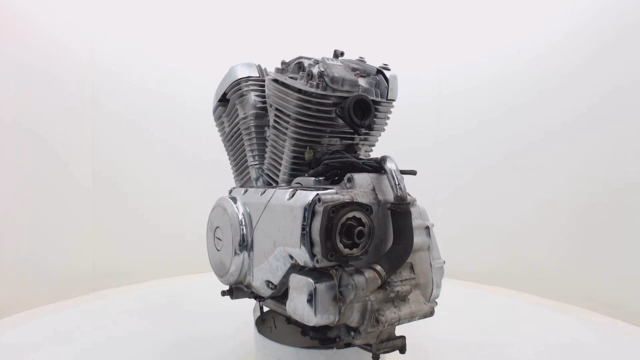 What does s Mean on a Suzuki engine oil?