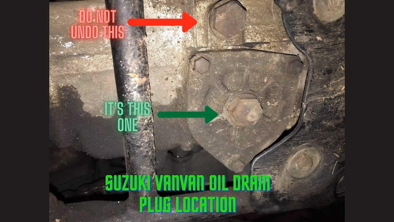 How often should a Suzuki VanVan 200 RV200 oil be changed?
