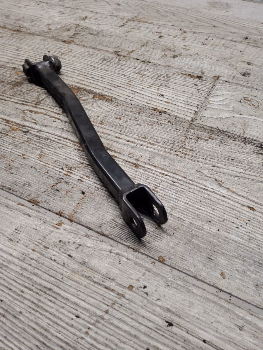 How do I adjust the sv650/s engine speed?