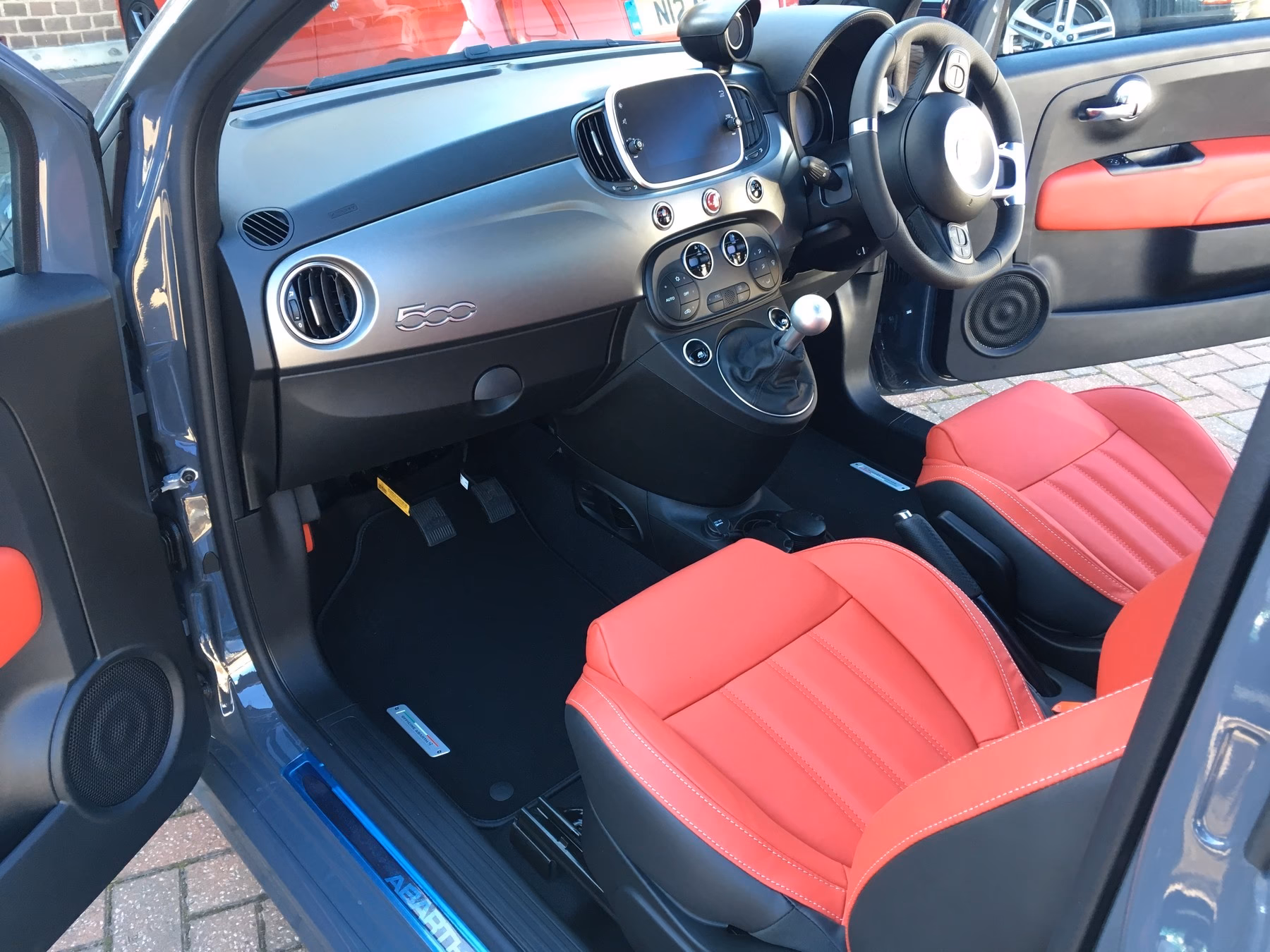 Who is swift dual control car hire?