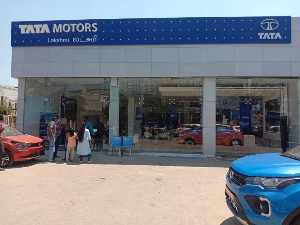 Where to find Tata Motors car service centre - Gurudev Motors LLP?
