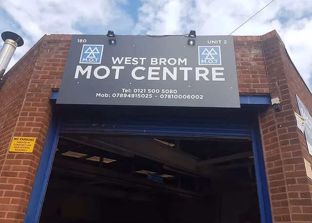 Do you need a MOT certificate for a taxi?