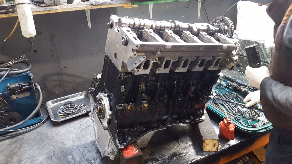 Where can I buy a Land Rover Td5 reconditioned engine?