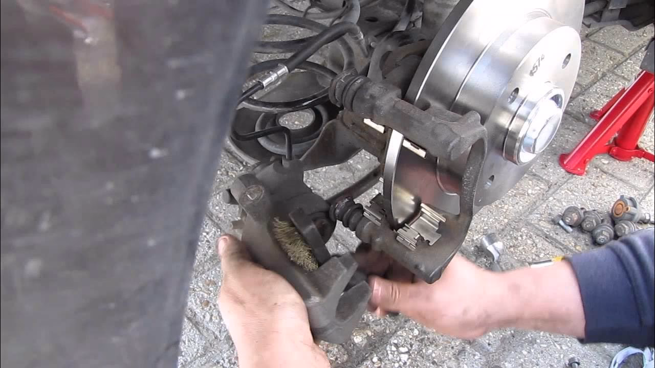 How do you replace rear brake calipers?