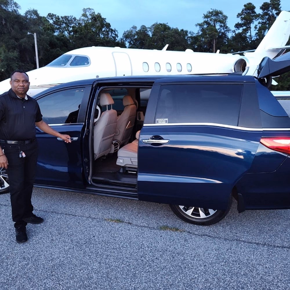 Who is the best taxi service in Savannah?