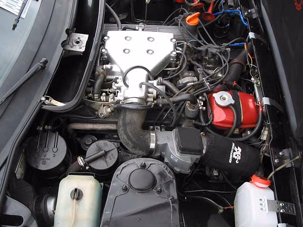 What is the EFI system on a TR7?