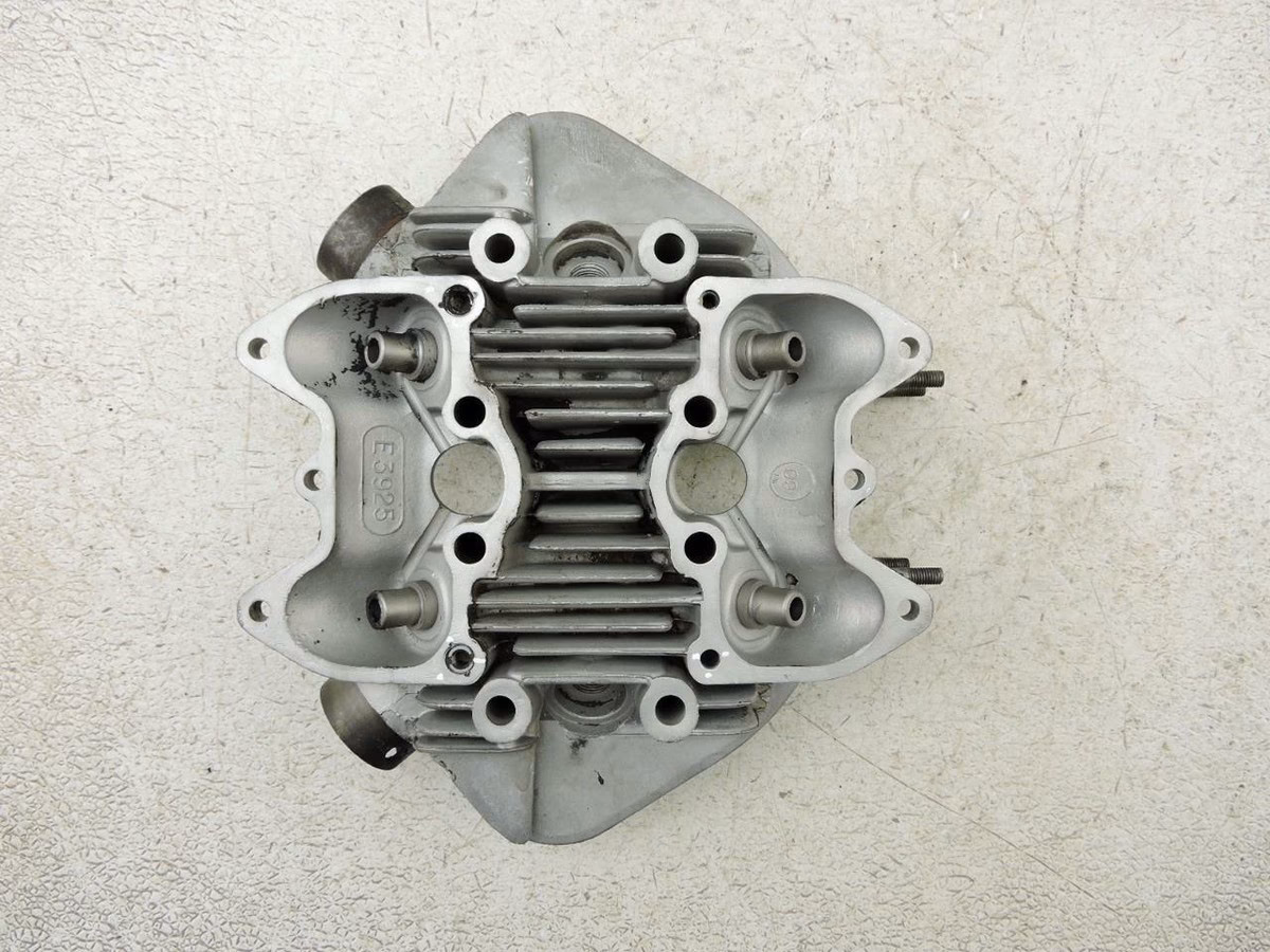 What valves do Triumph twins use?