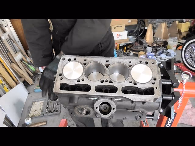 Does TRGB rebuild a Spitfire engine?