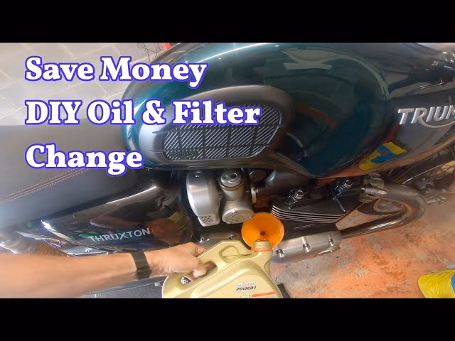 How to replace Triumph Thruxton 900 engine oil?