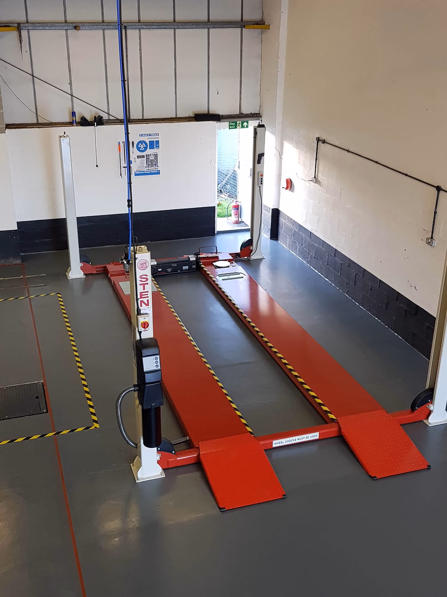 Does Truro MOT centre offer a discount?