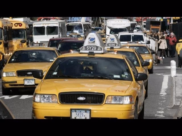 Do Uber riders have to have the app on their phone?