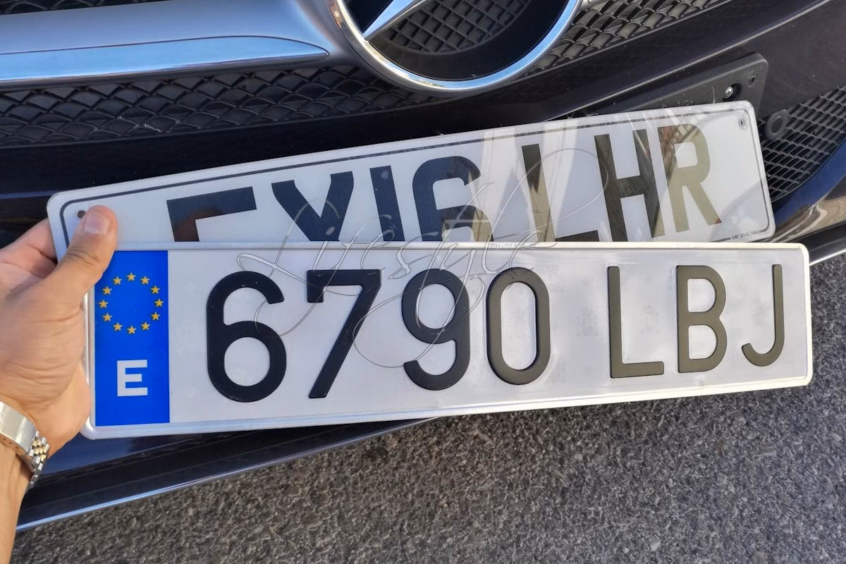 How do I put my car on a Spanish plate?