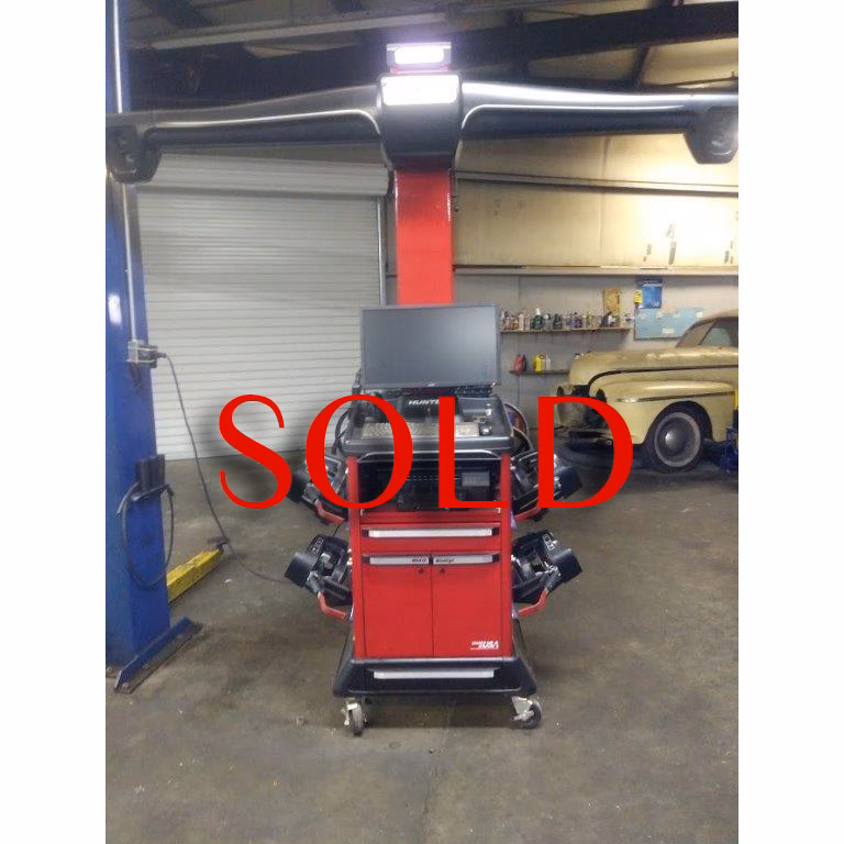 What are the different types of machine alignment equipment?