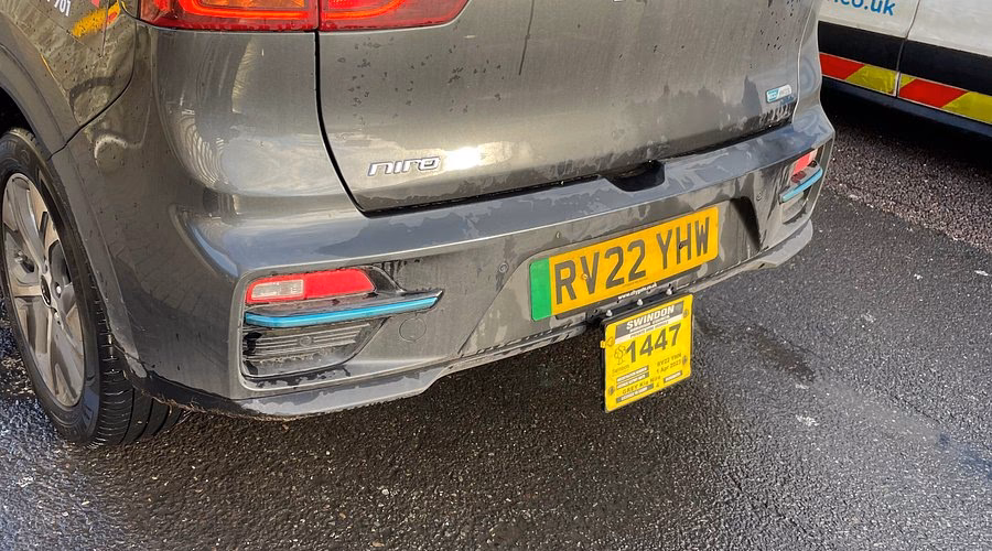 Who is V cars taxi / veezu?