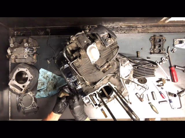 What brake fluid should I use on my Yamaha V-Star 1100?