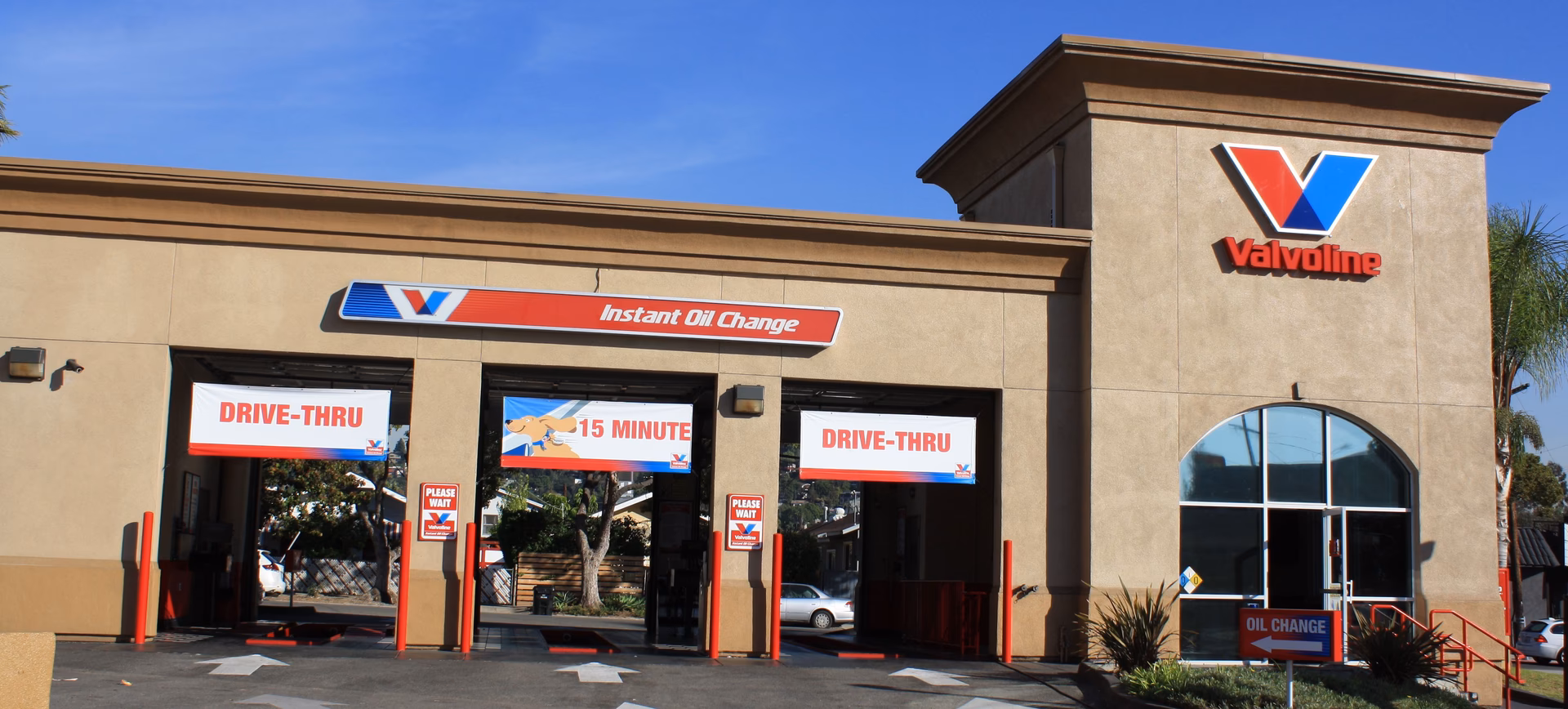 Who is Valvoline instant oil change?