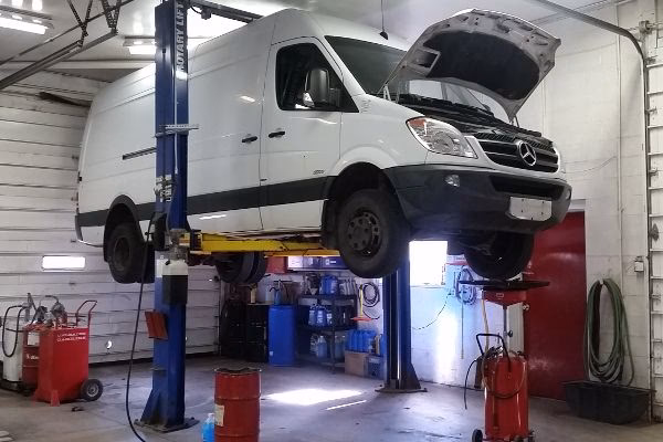 Why should you choose a van service centre?