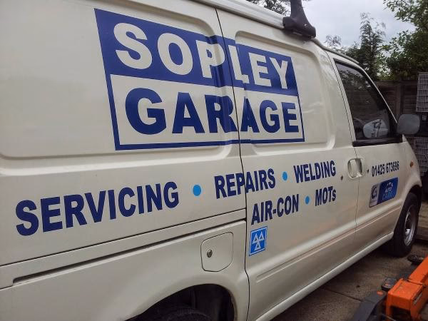 What services does Ringwood offer?