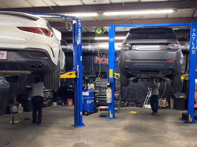 Who are Vaughan's top auto repair shops?