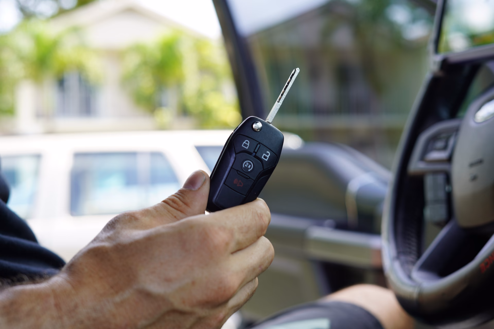 Does vehicle locksmith solutions offer a mobile car key programming service?