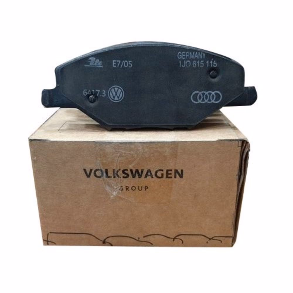 How much does a brake discs & pads replacement cost Volkswagen Polo?