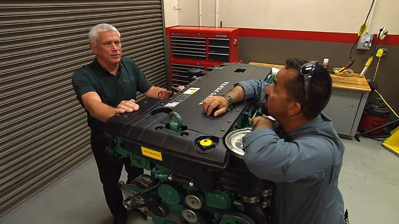 How many Volvo Penta d6 manuals are there?