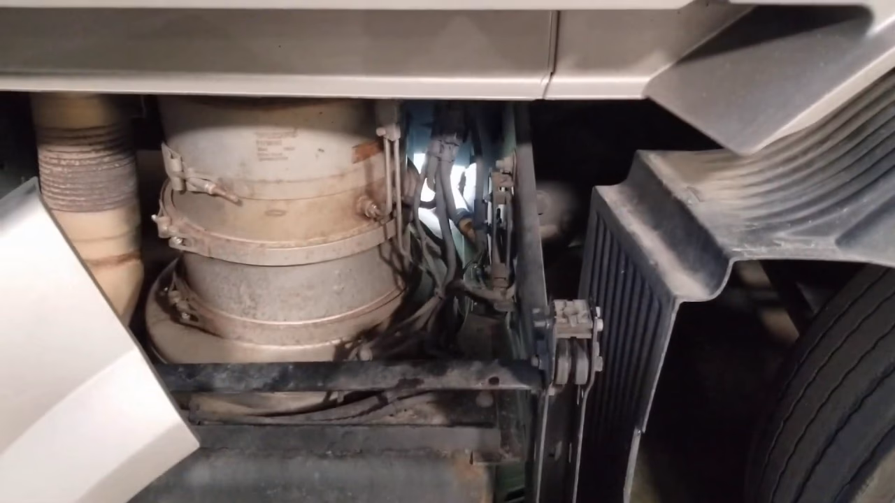 How do you start a Volvo I-Shift transmission?