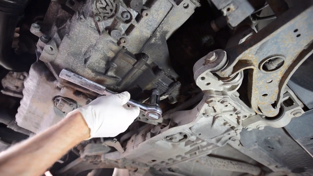 Does GTI need gearbox oil?