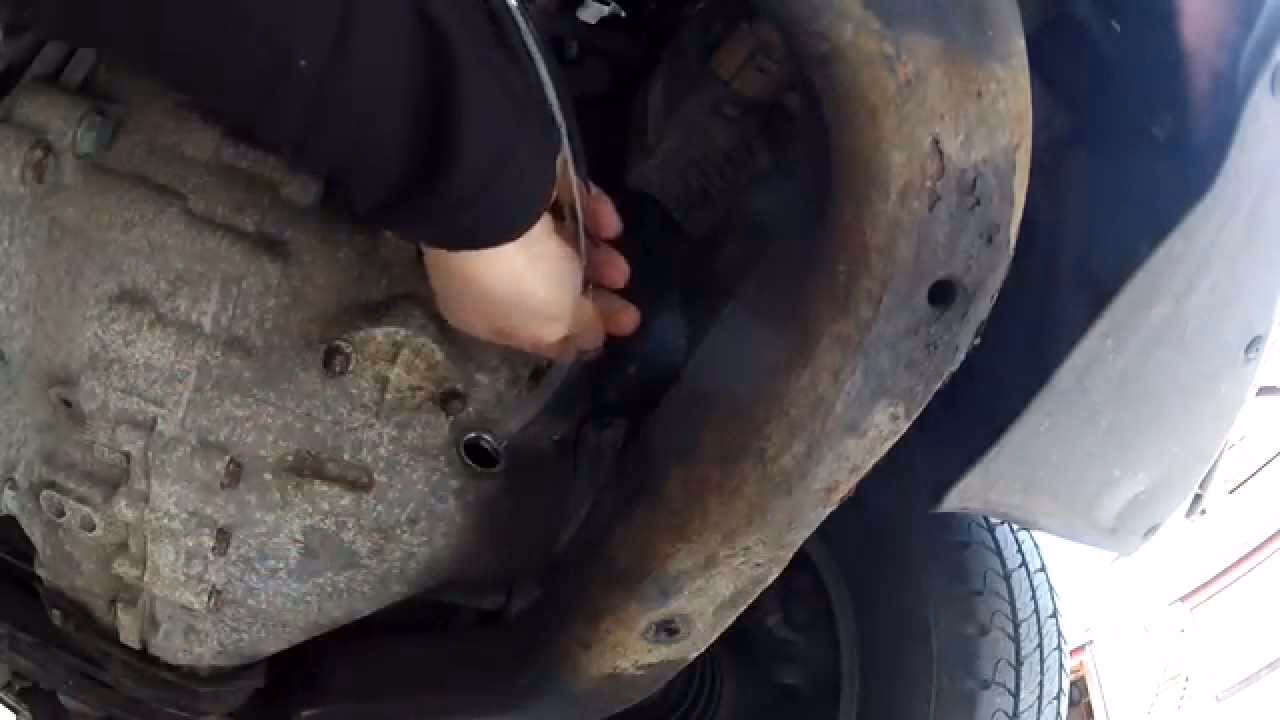 How do you remove oil from a VW Transporter T4?