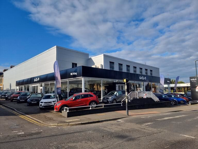 Where is Kia UK based?