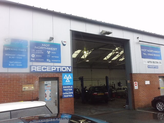 How to get from Westhoughton to Bolton?