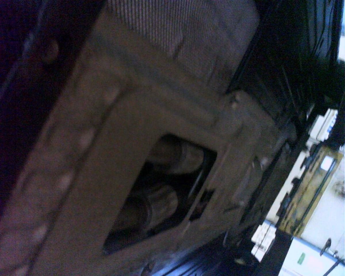 What does under trays fitted mean?