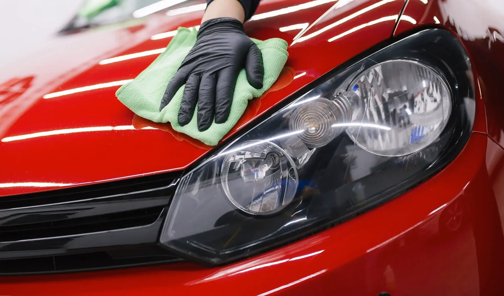 What does a professional valet do?