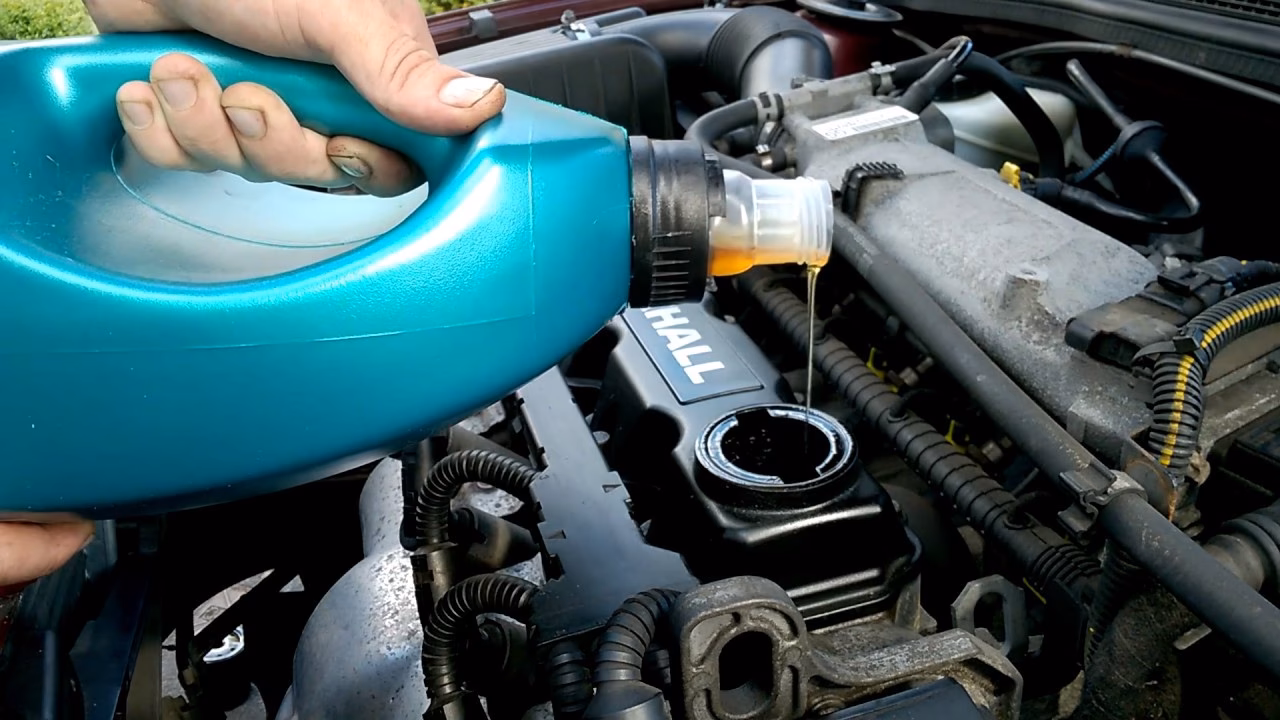 What oil should I use in my Opel Astra?