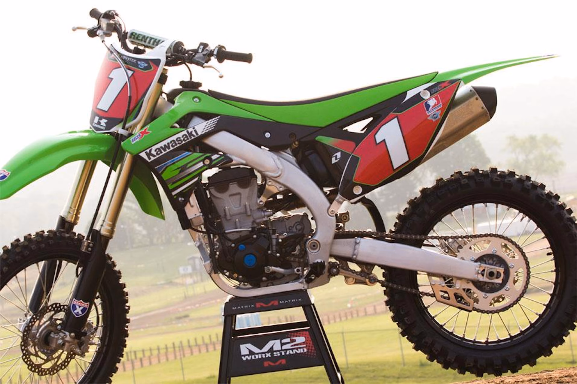 What is a 2009 Kawasaki KX450F motocrosser?