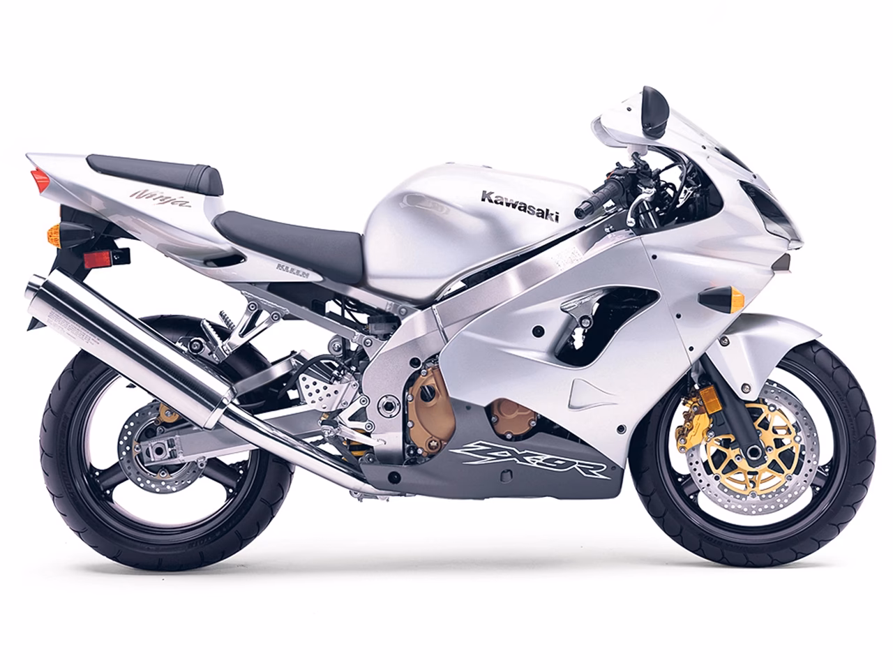 Does a Kawasaki Z1000 have fuel injection?