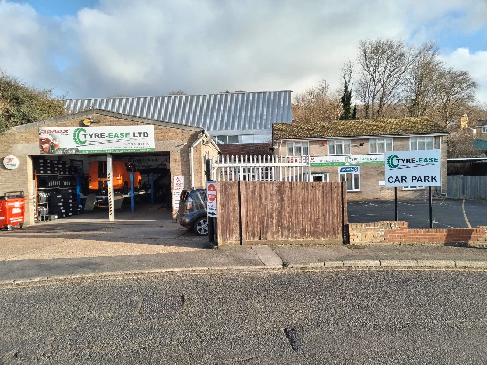 Where can I find new tyres in Folkestone?