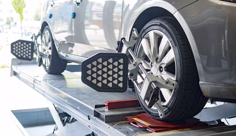 Does EAC Telford offer wheel alignments?