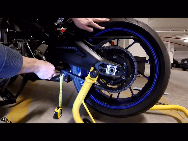 What causes hard start problems on Yamaha MT-09?