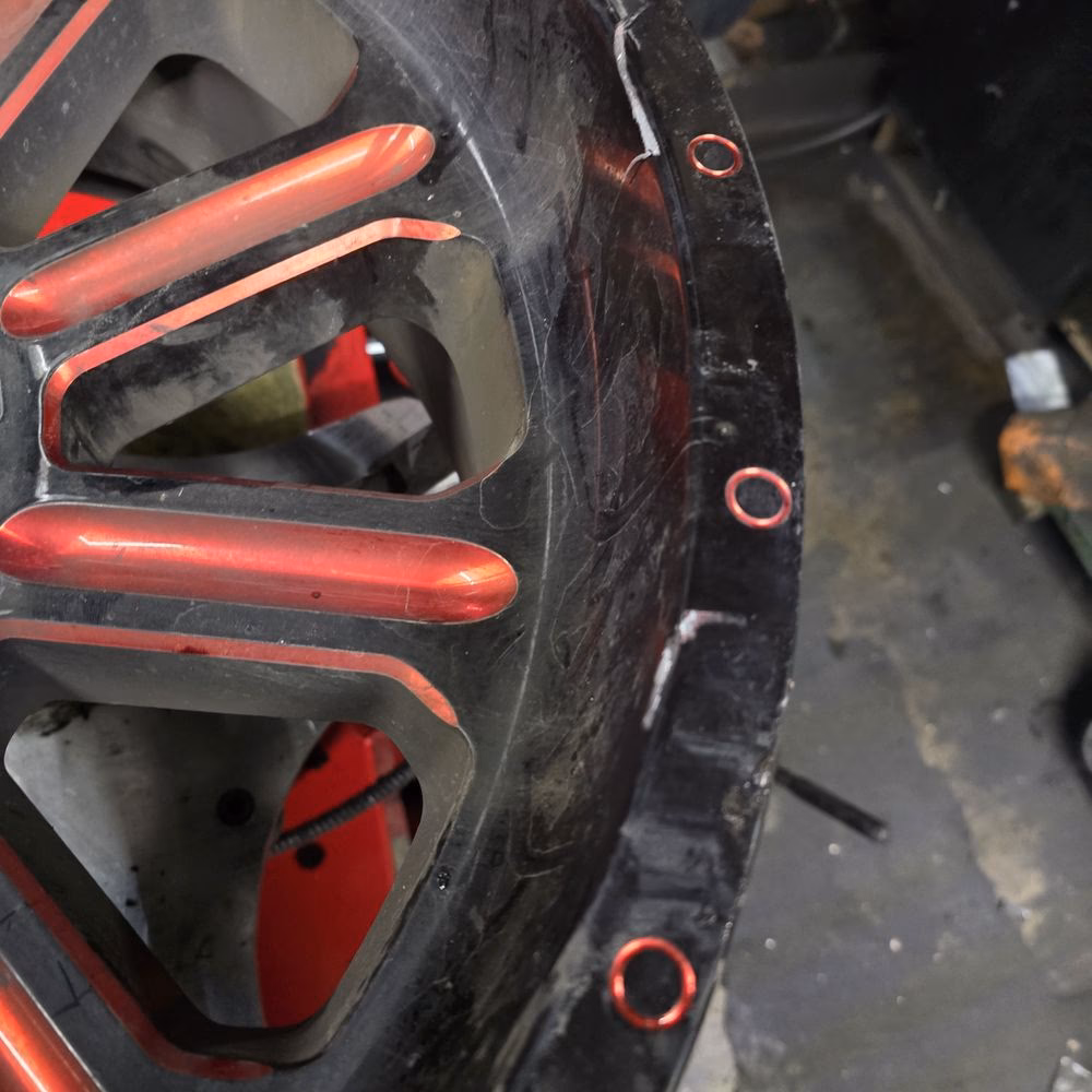 Where can I get a tyre service in West Norwood?