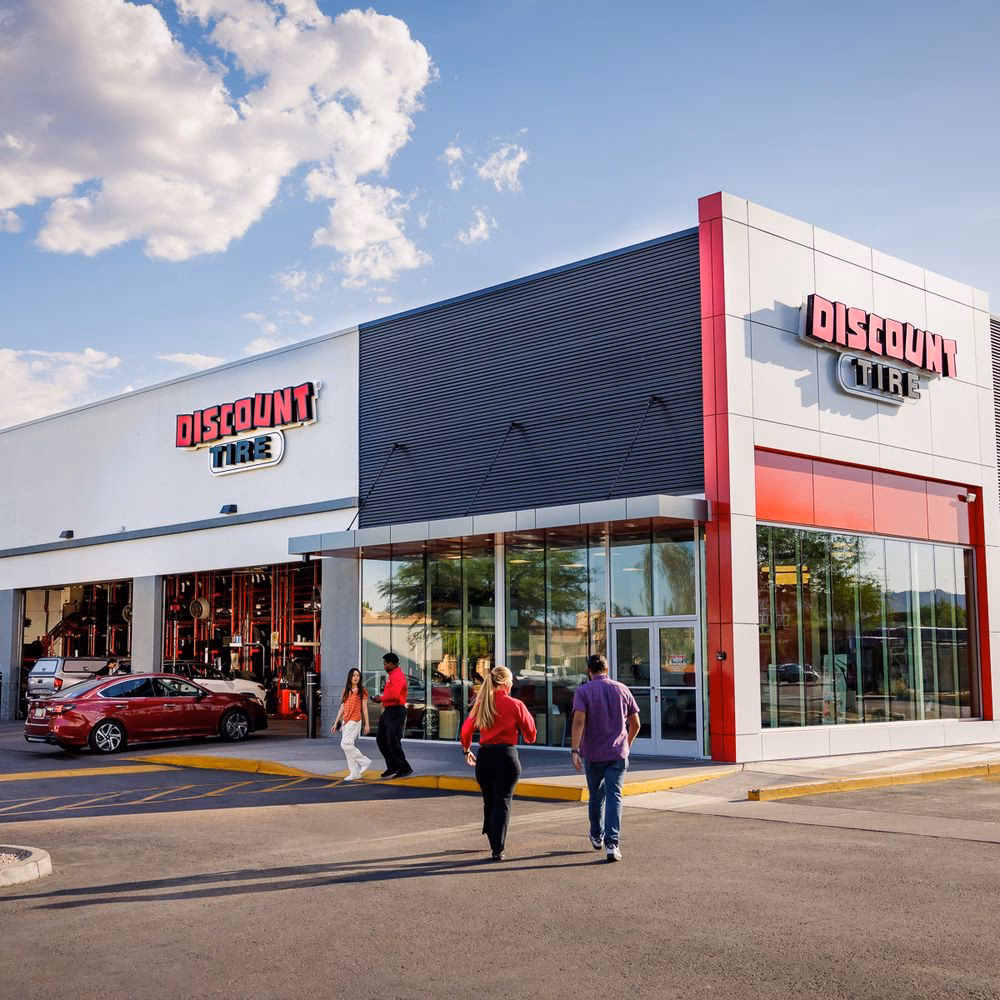 Where is Gregg Tire & Auto in Topeka?